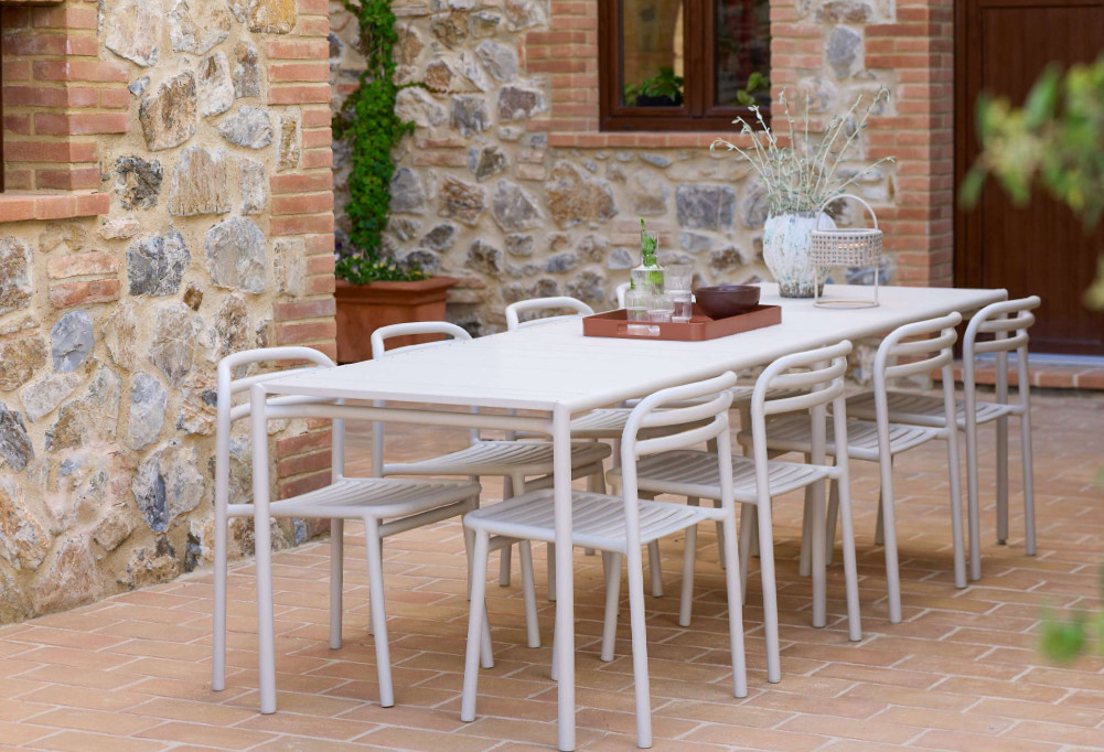 bliss dining table
